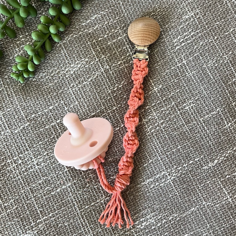 Macrame handmade new pink braided pacifier clip